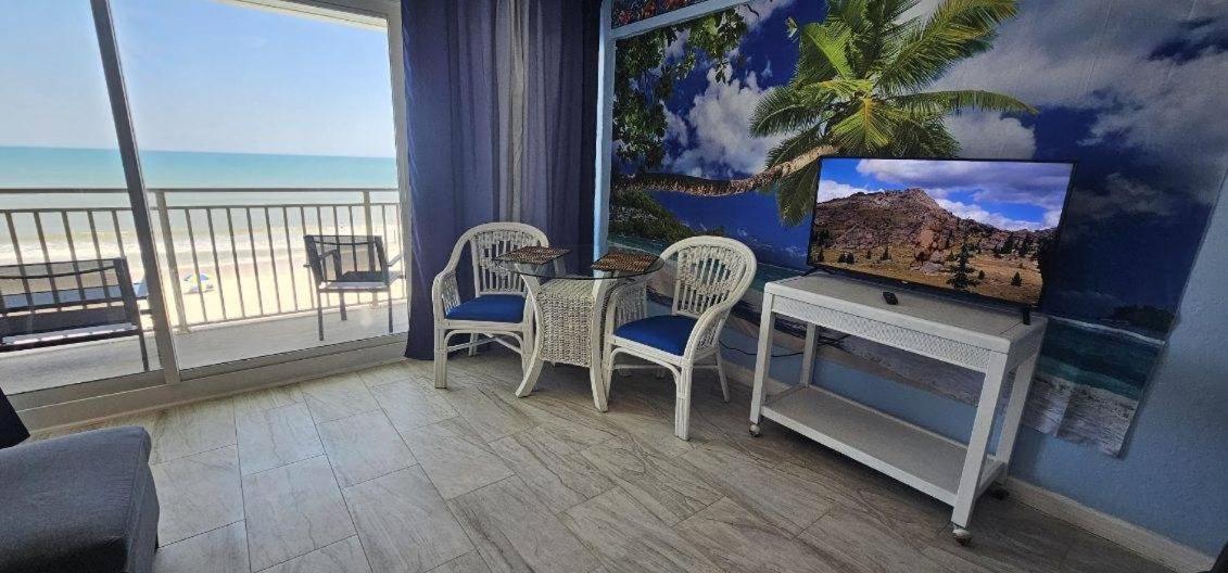 דירות דייטונה ביץ' Ocean Breeze - Direct Ocean Front-Pool Is Open מראה חיצוני תמונה
